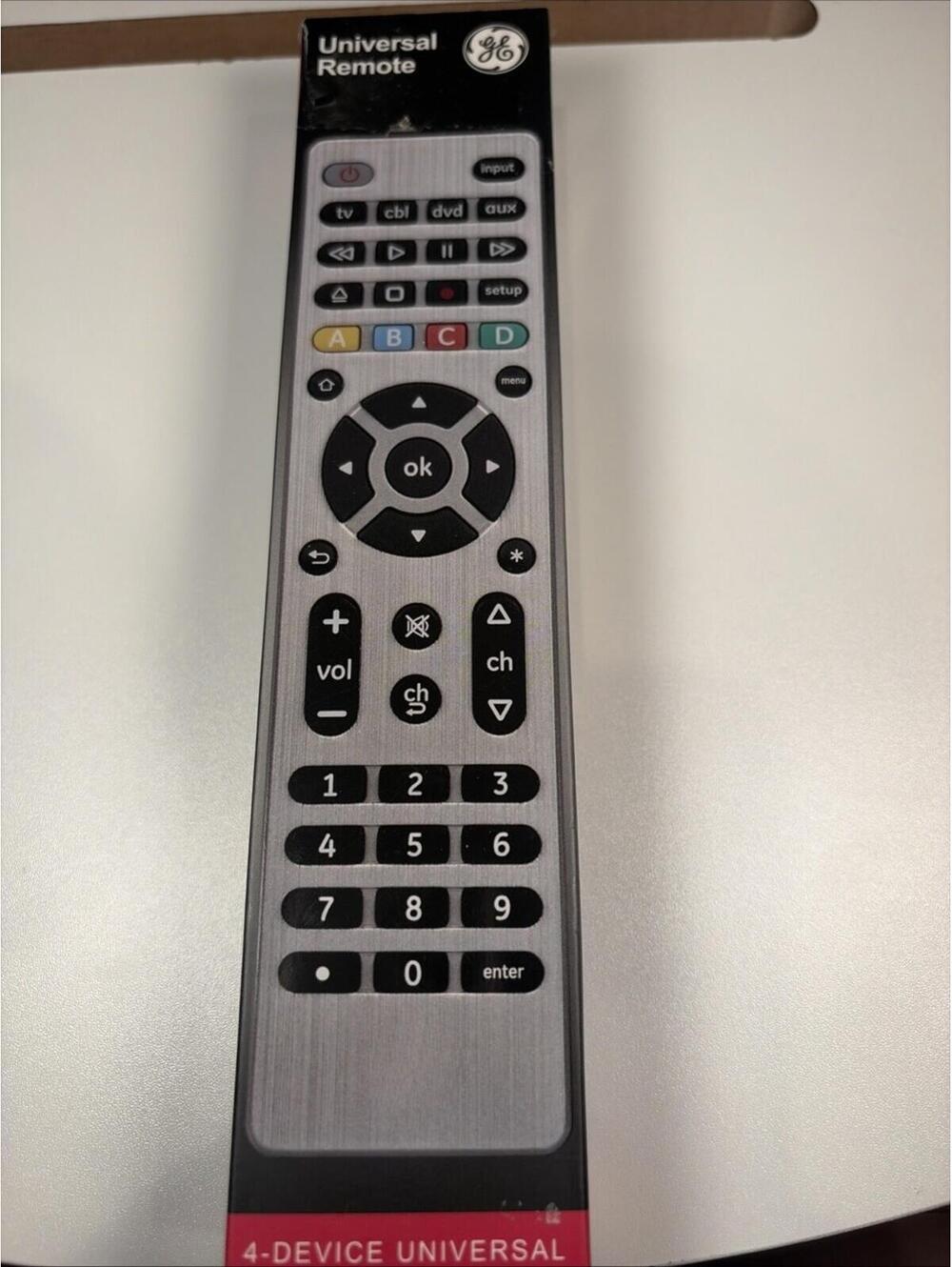 New Damaged Box General Electric 33709 Universal Device Remote Control Silver